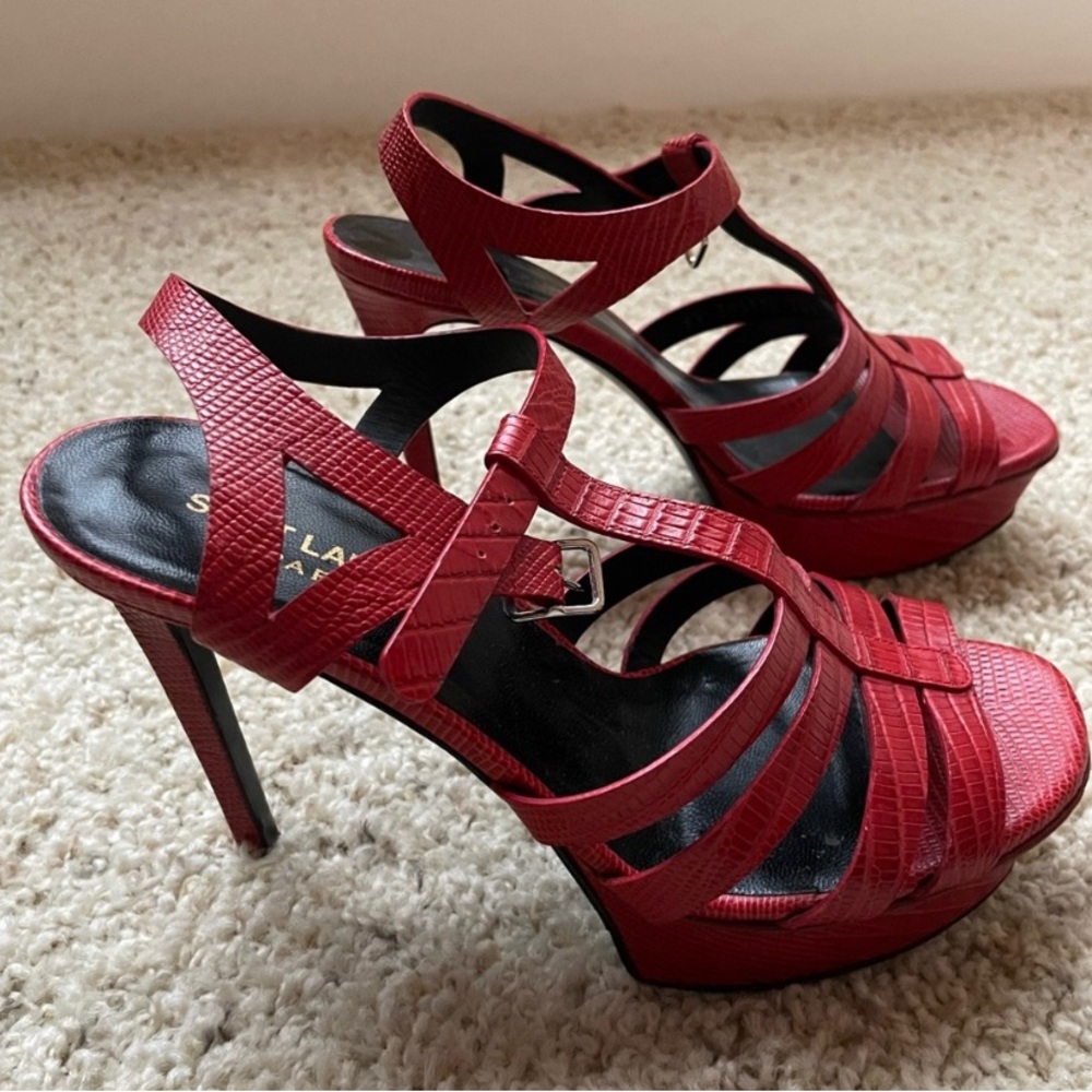 Saint Laurent Red Strappy Textured Leather Platform Heels - Picture 4 of 7